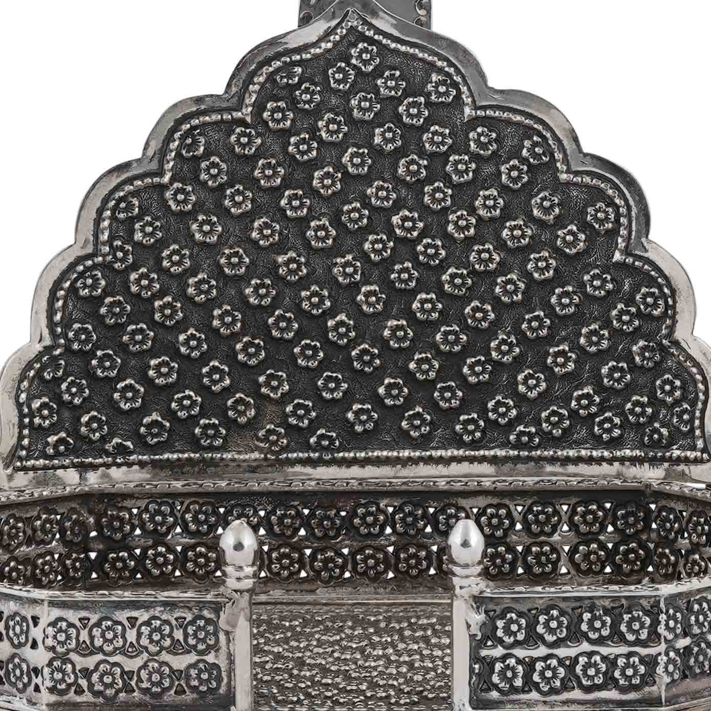 Antique Mandhasanam